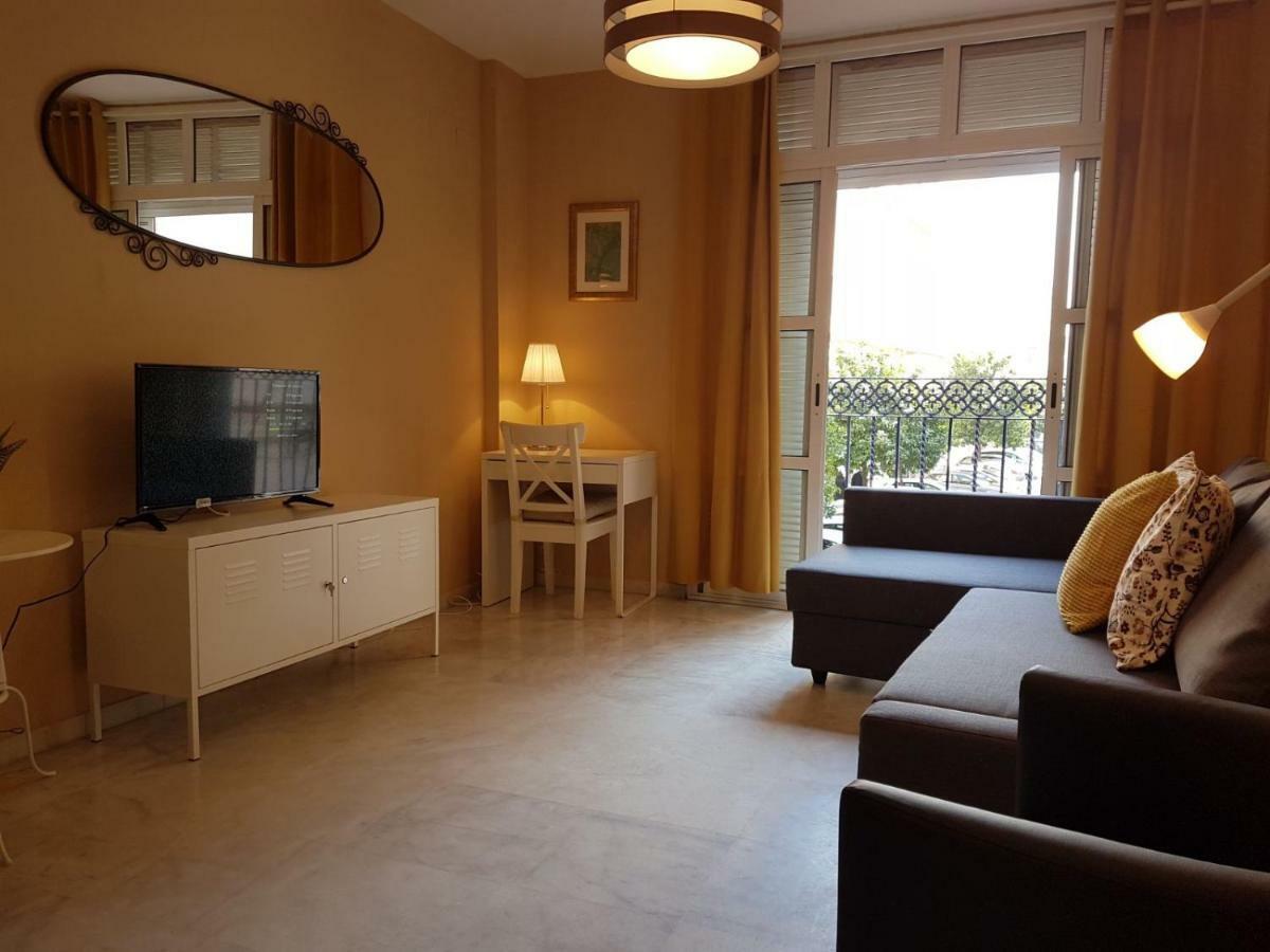 Triana Ruisenor Apartment Seville Luaran gambar